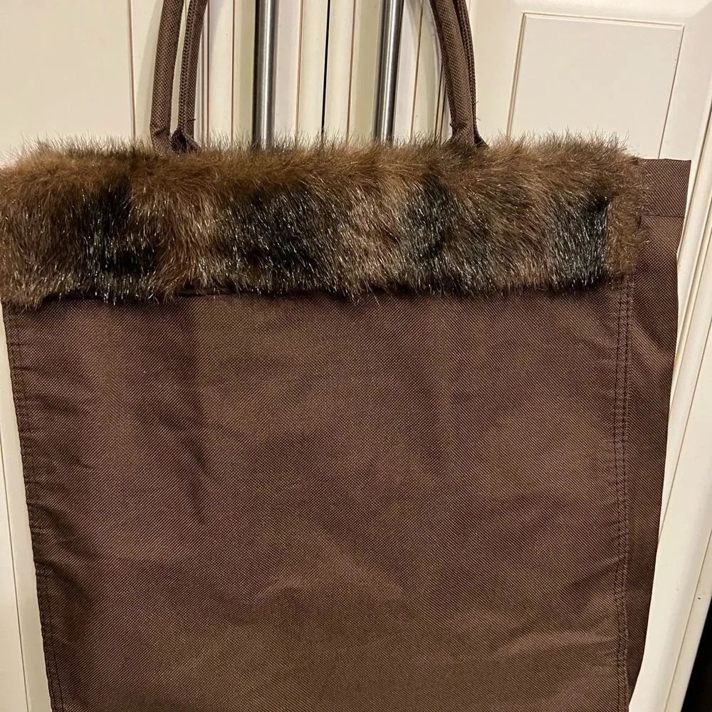 NGB fur top HandBag - Picture 8 of 12